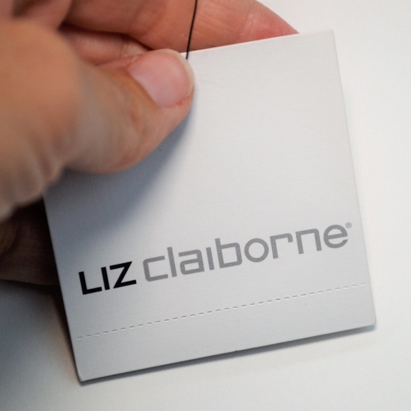 Liz Claiborne Tan/White Solid Stitch Sweater - Picture 3 of 5